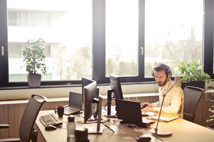 What jobs can you get with a communications degree?