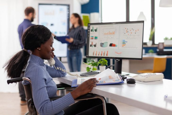Tips to secure competitive jobs in finance.