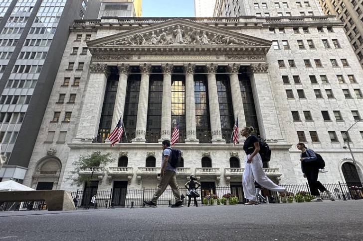 Why bullish investors should stay confident despite market volatility.