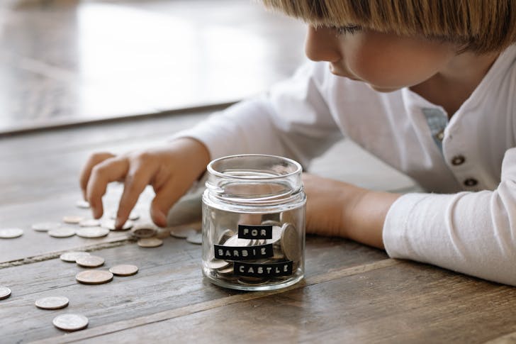 When to start giving an allowance for kids.